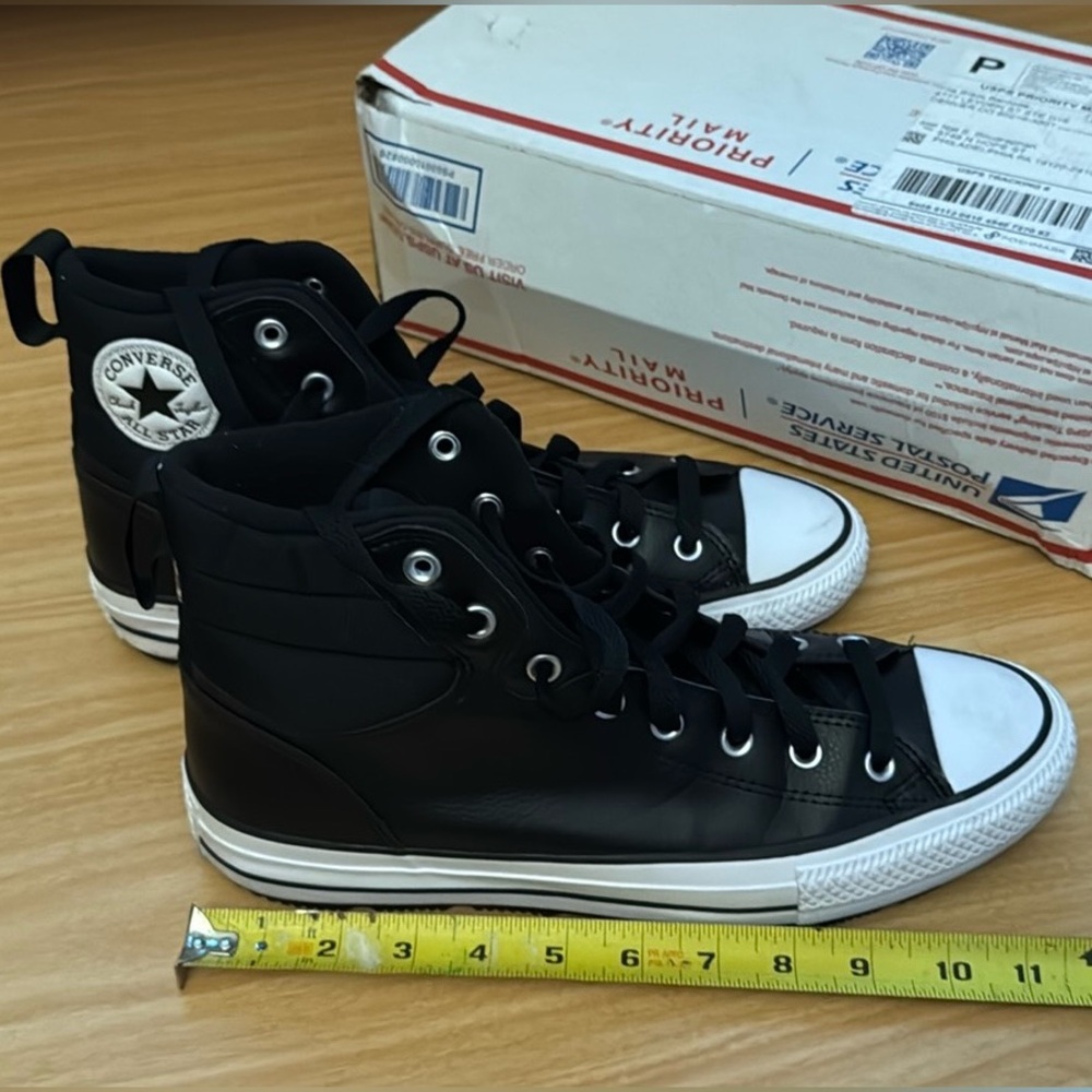 Converse Chuck Taylor All Star Berkshire Boots in Black - Picture 6 of 7